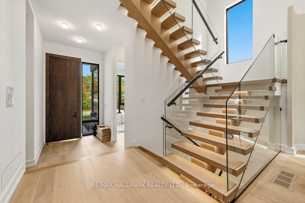 Photo 11 of 81 Meadowview Avenue, Markham, Grandview — HOMEH