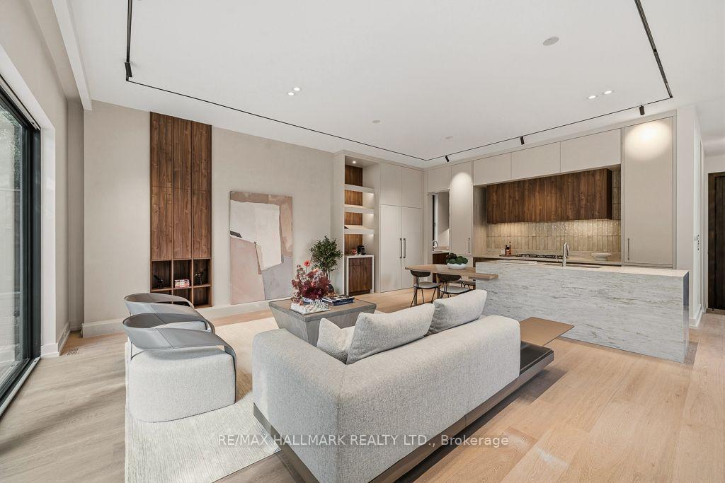 Photo 13 of 81 Meadowview Avenue, Markham, Grandview — HOMEH