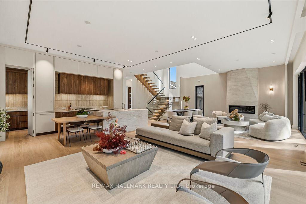 Photo 15 of 81 Meadowview Avenue, Markham, Grandview — HOMEH