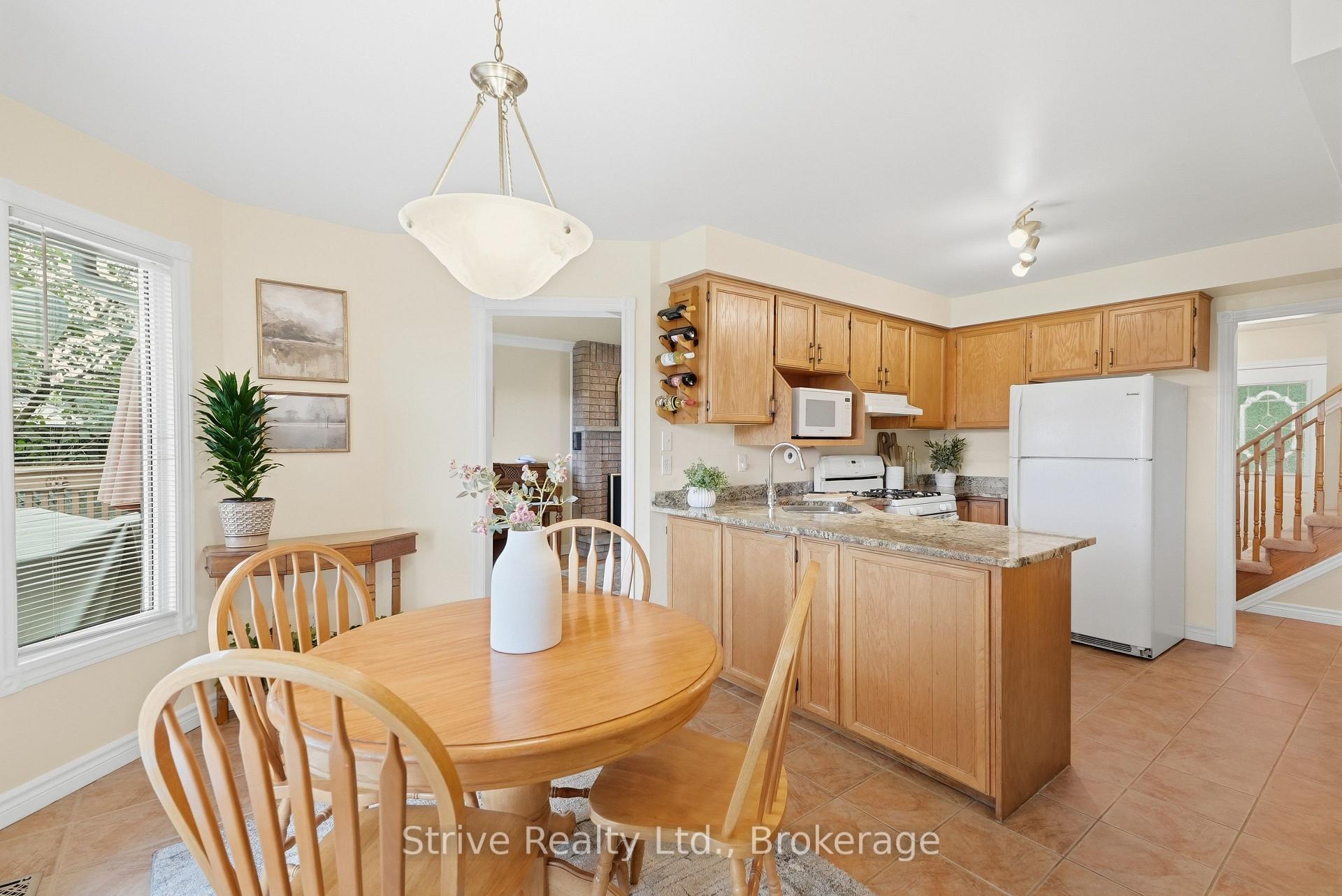 Photo 9 of 132 East House Crescent, Cobourg — HOMEH