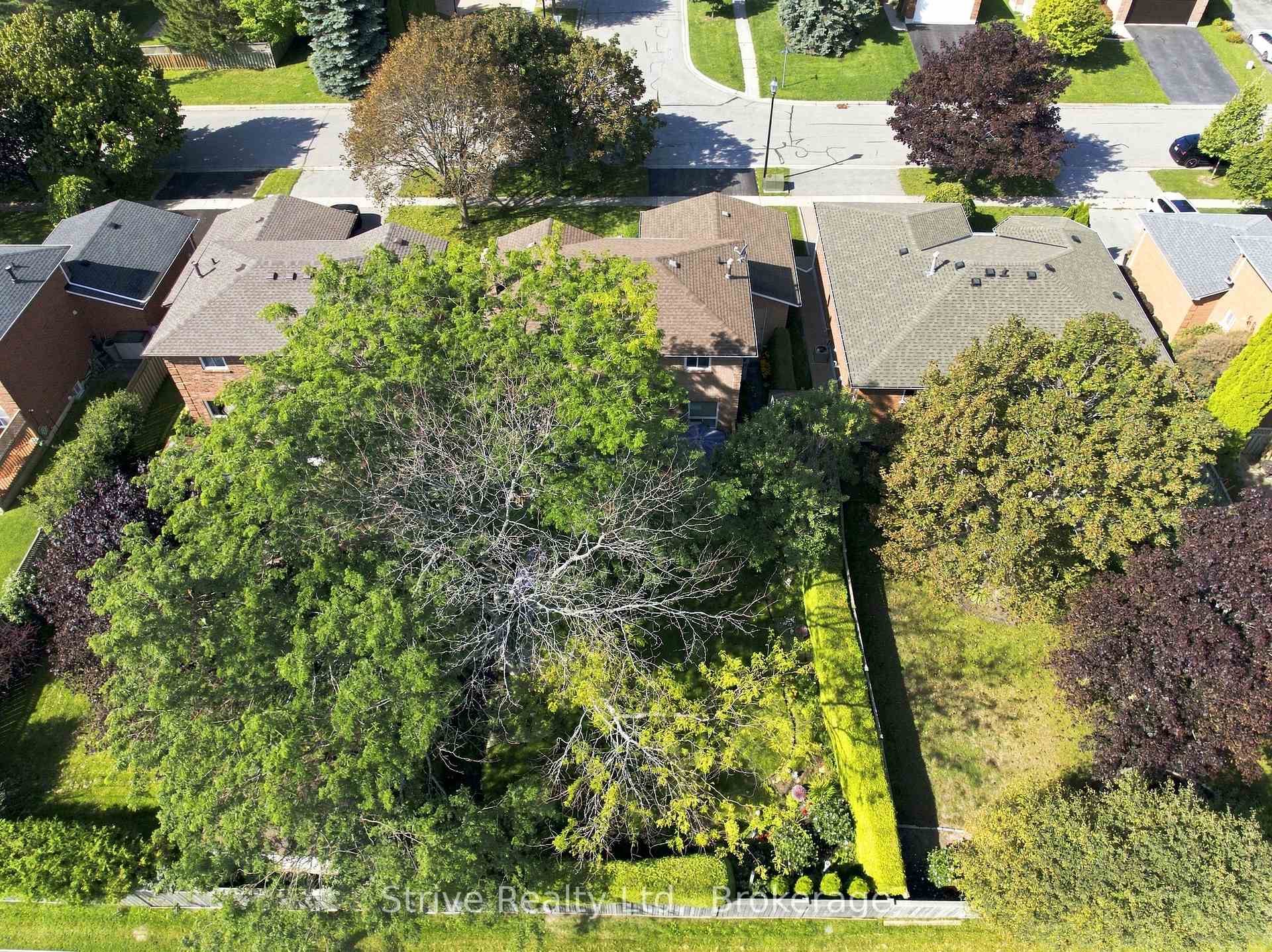 Photo 32 of 132 East House Crescent, Cobourg — HOMEH