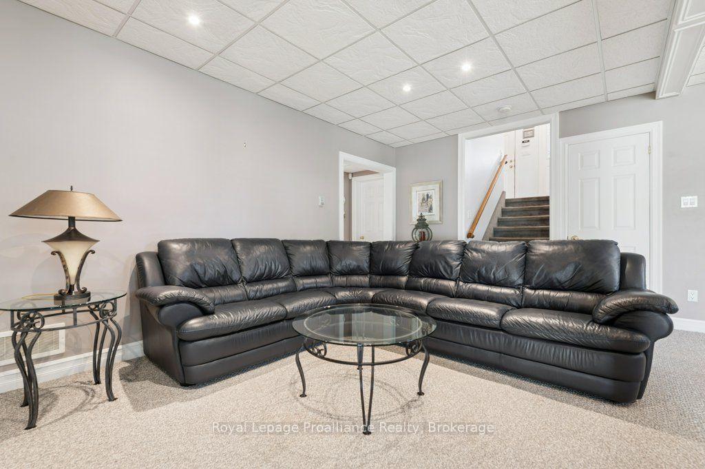 Photo 27 of 128 Maple Drive, Belleville, Belleville Ward — HOMEH