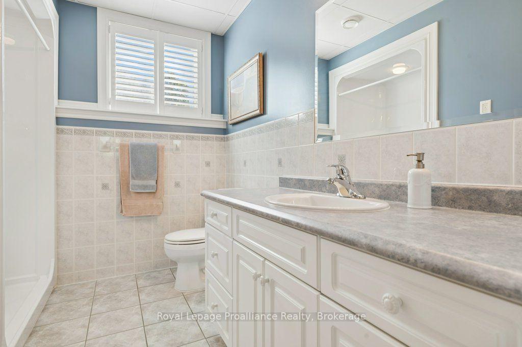 Photo 32 of 128 Maple Drive, Belleville, Belleville Ward — HOMEH