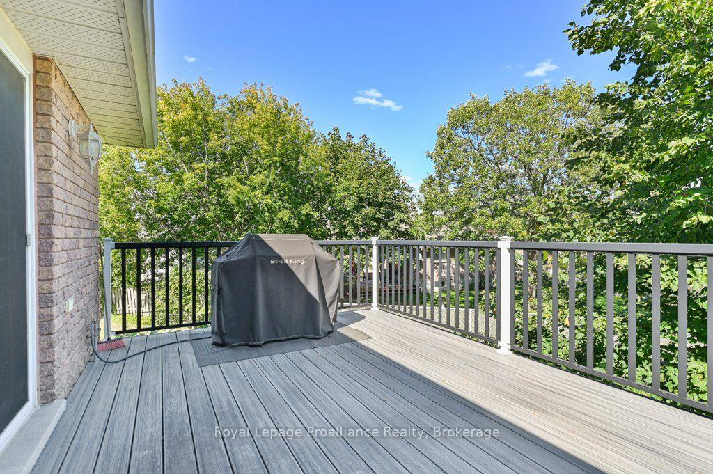 Photo 34 of 128 Maple Drive, Belleville, Belleville Ward — HOMEH