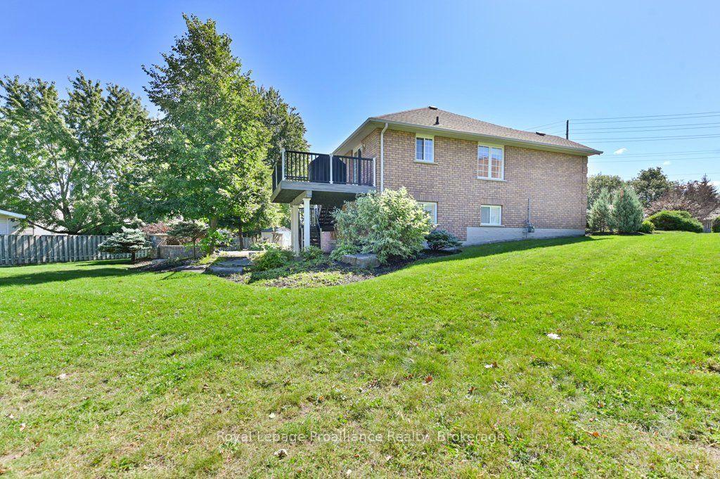 Photo 43 of 128 Maple Drive, Belleville, Belleville Ward — HOMEH