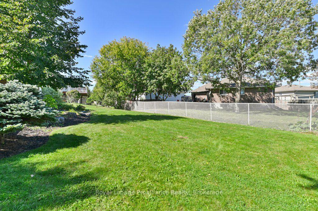 Photo 45 of 128 Maple Drive, Belleville, Belleville Ward — HOMEH