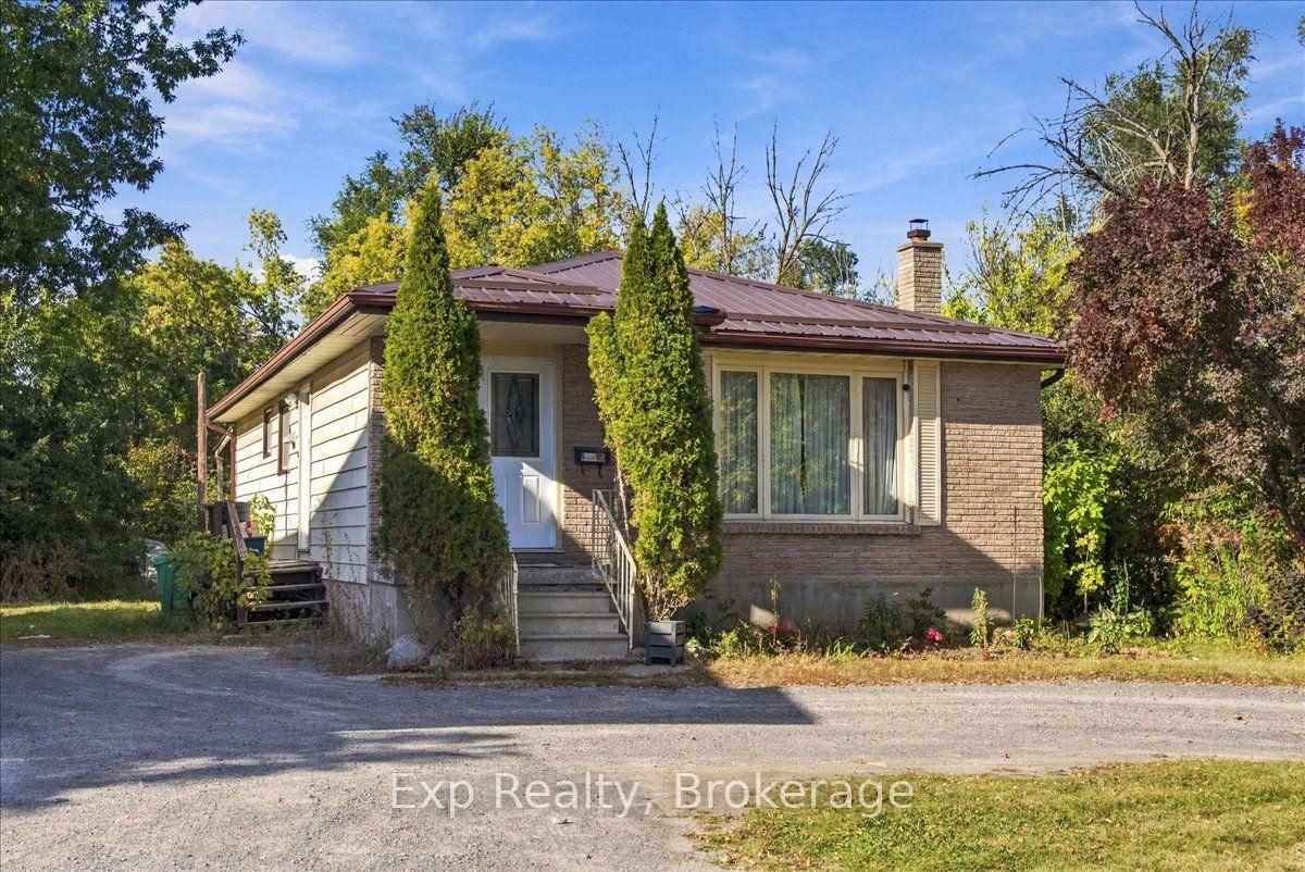 Photo 2 of 804 Sherbrooke Street, Peterborough, Monaghan Ward 2 — HOMEH