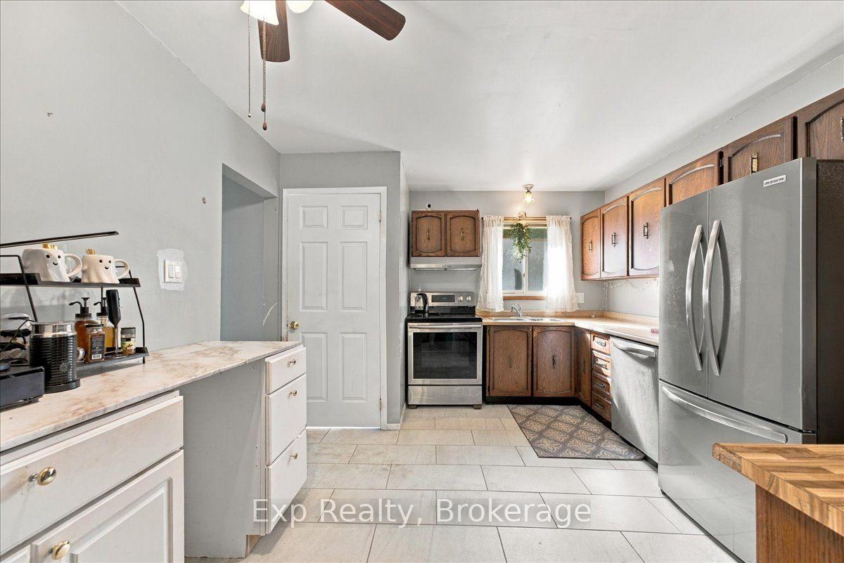 Photo 14 of 804 Sherbrooke Street, Peterborough, Monaghan Ward 2 — HOMEH