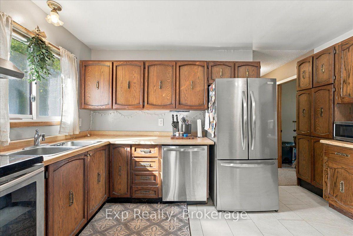 Photo 16 of 804 Sherbrooke Street, Peterborough, Monaghan Ward 2 — HOMEH