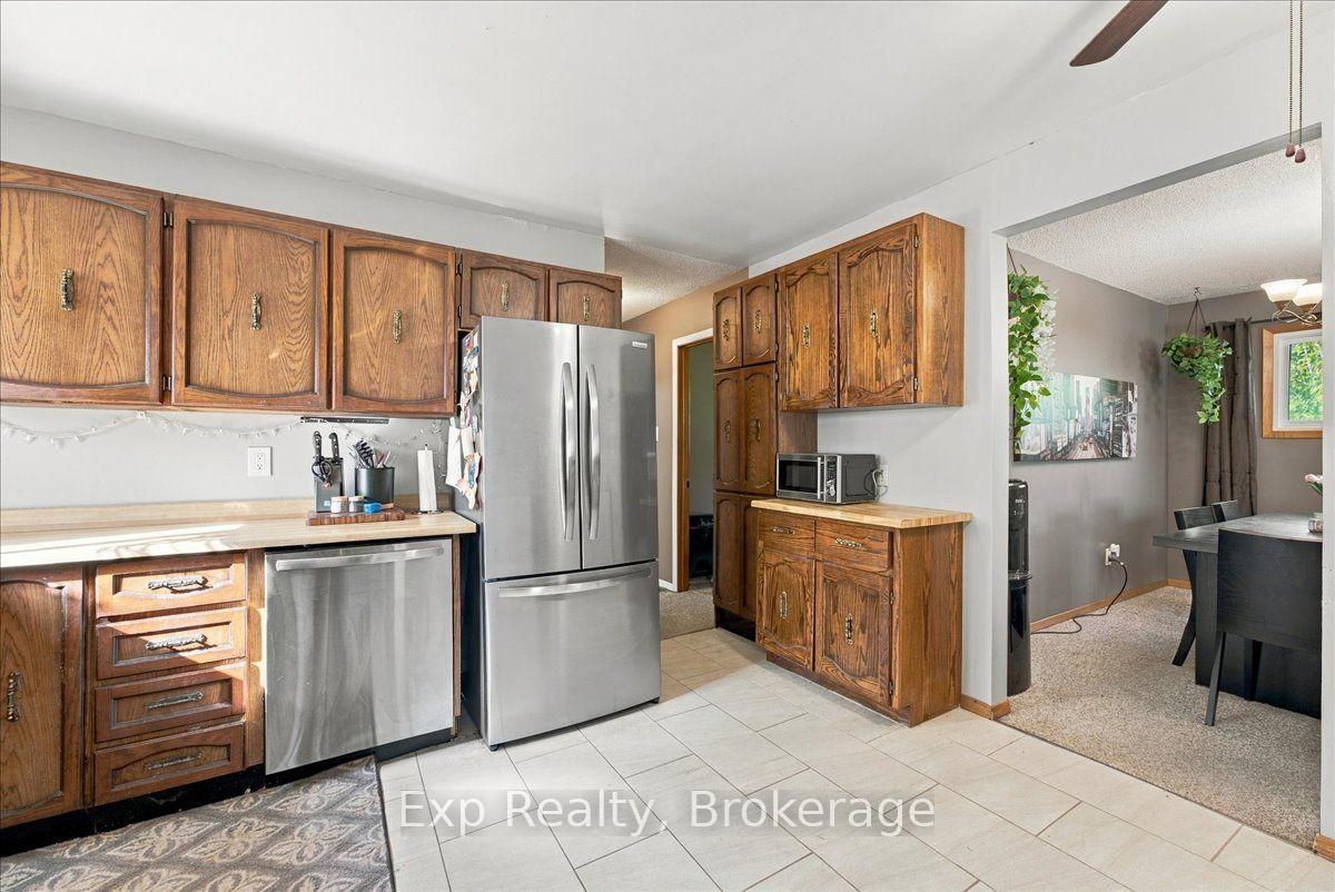 Photo 17 of 804 Sherbrooke Street, Peterborough, Monaghan Ward 2 — HOMEH