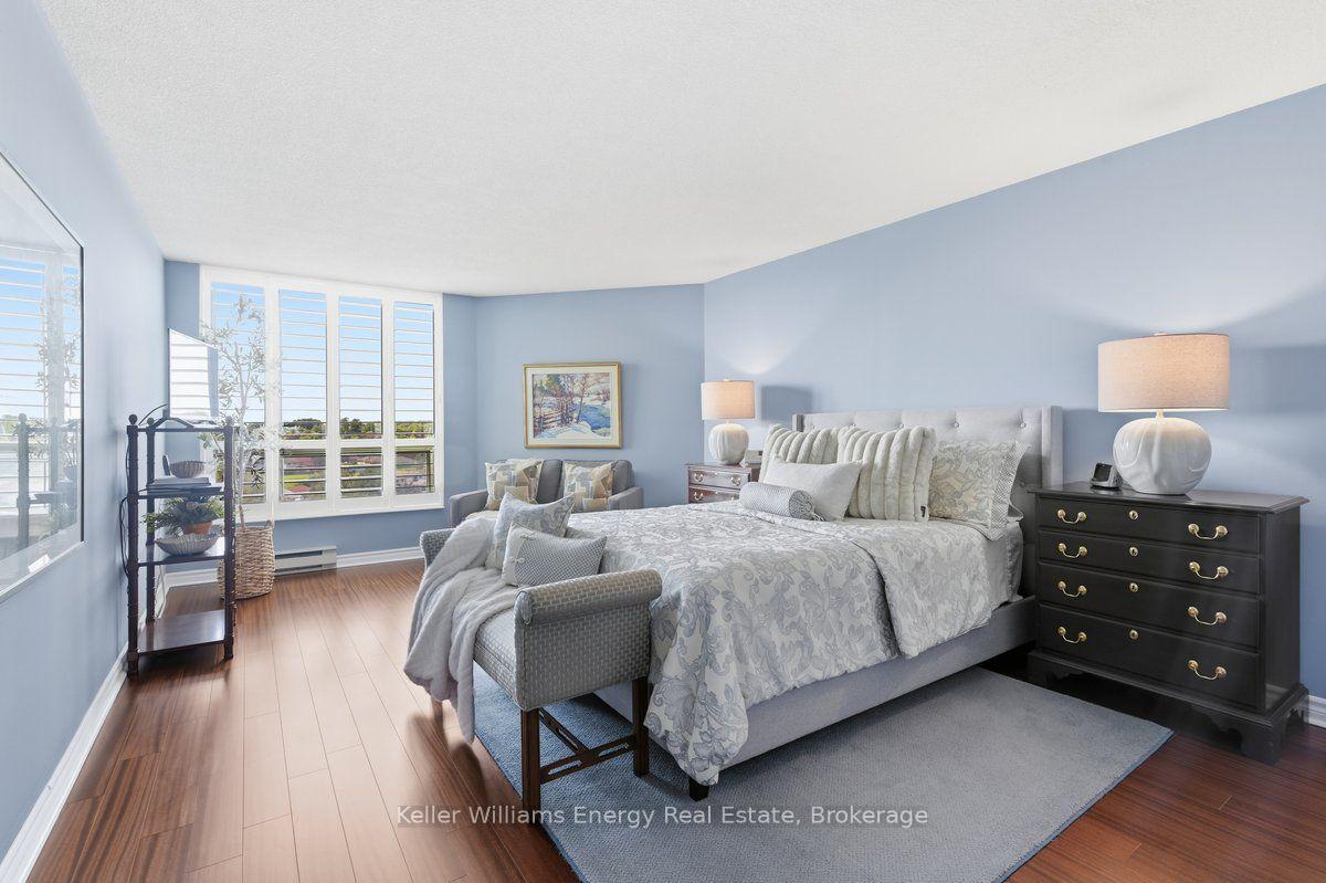 Photo 19 of Unit 806, 700 Wilson Road N, Oshawa, Centennial — HOMEH