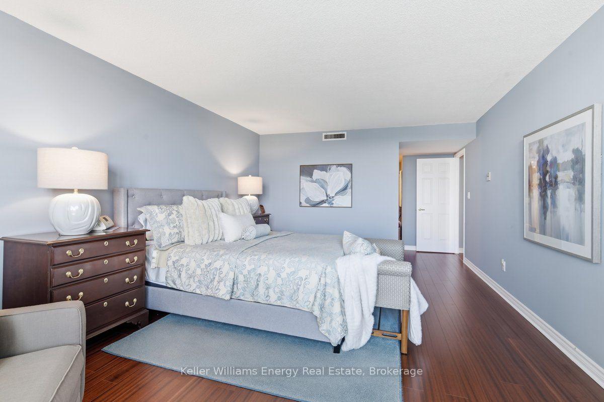 Photo 20 of Unit 806, 700 Wilson Road N, Oshawa, Centennial — HOMEH