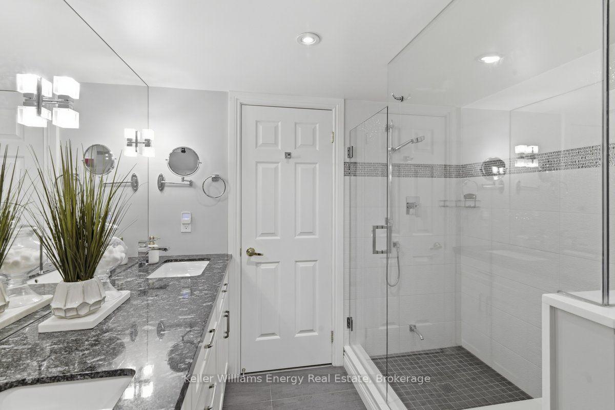Photo 24 of Unit 806, 700 Wilson Road N, Oshawa, Centennial — HOMEH