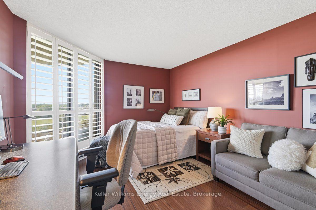 Photo 25 of Unit 806, 700 Wilson Road N, Oshawa, Centennial — HOMEH