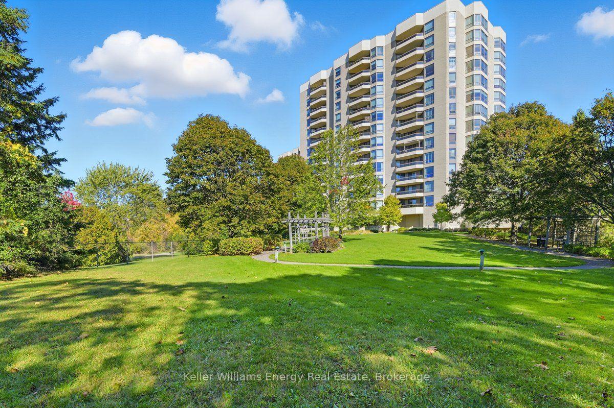 Photo 31 of Unit 806, 700 Wilson Road N, Oshawa, Centennial — HOMEH