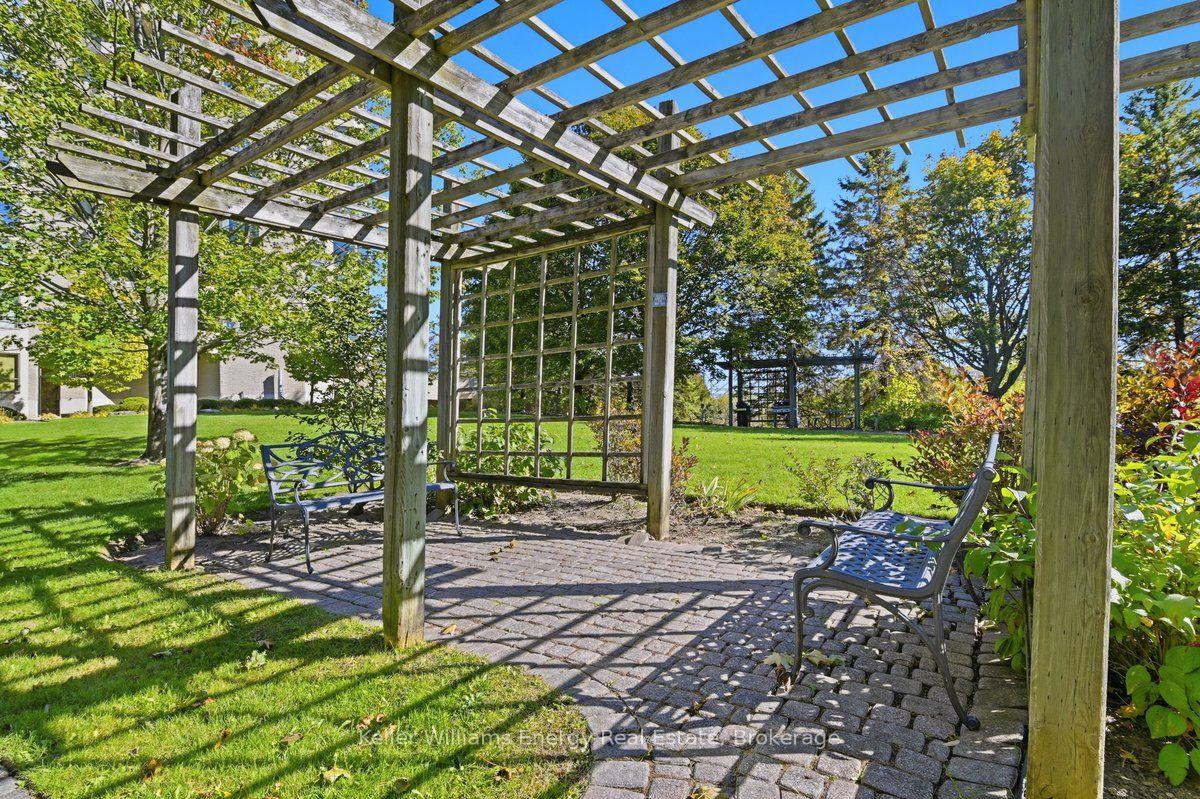 Photo 32 of Unit 806, 700 Wilson Road N, Oshawa, Centennial — HOMEH