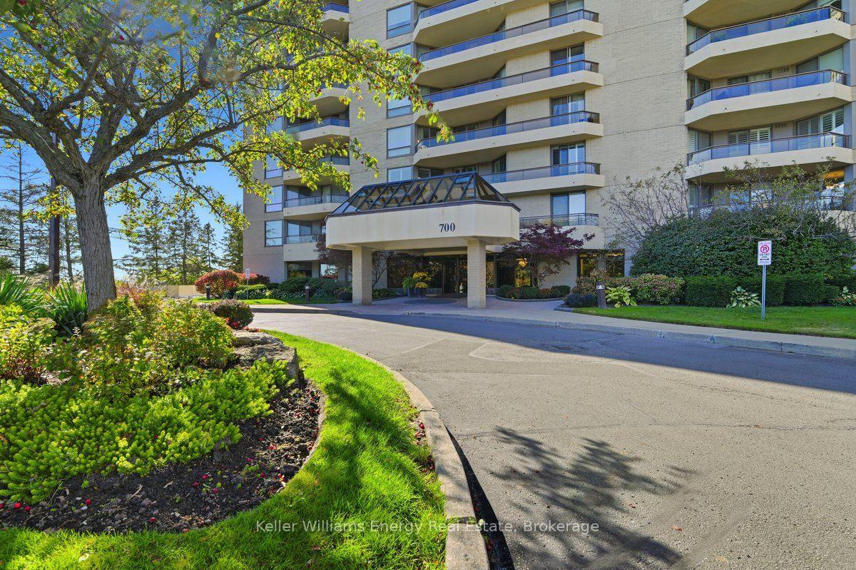 Photo 36 of Unit 806, 700 Wilson Road N, Oshawa, Centennial — HOMEH