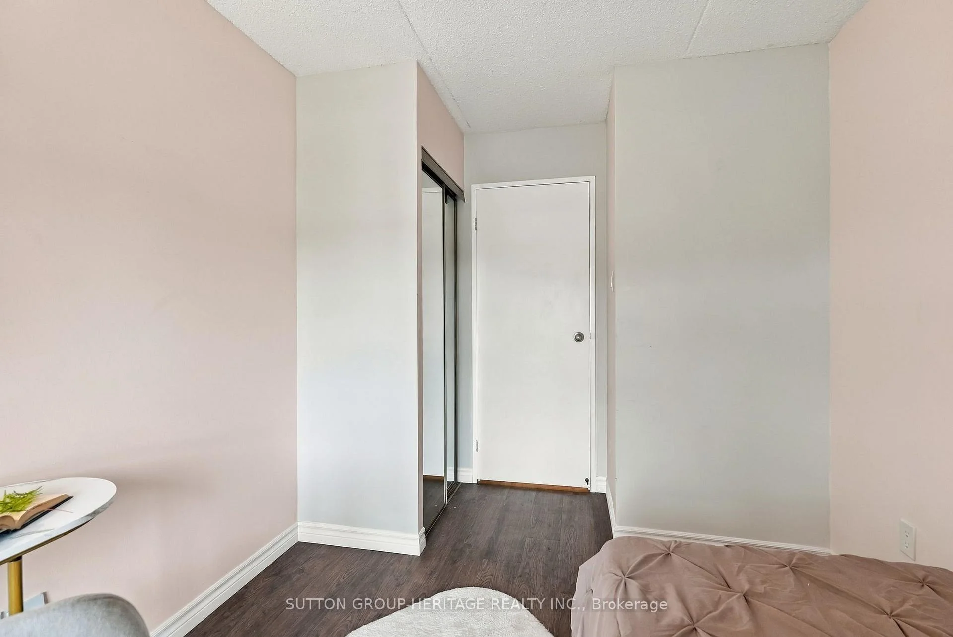 Photo 51 of Unit 406, 15390 Yonge Street, Aurora, Aurora Village — HOMEH