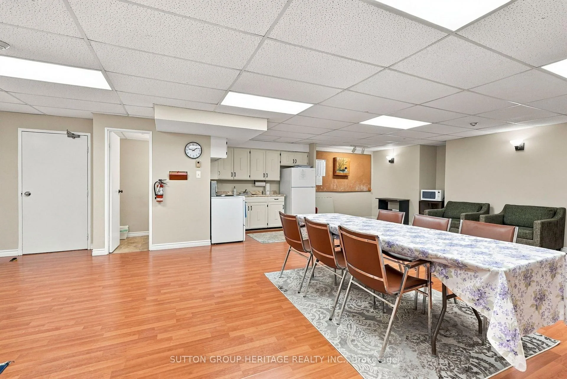 Photo 55 of Unit 406, 15390 Yonge Street, Aurora, Aurora Village — HOMEH
