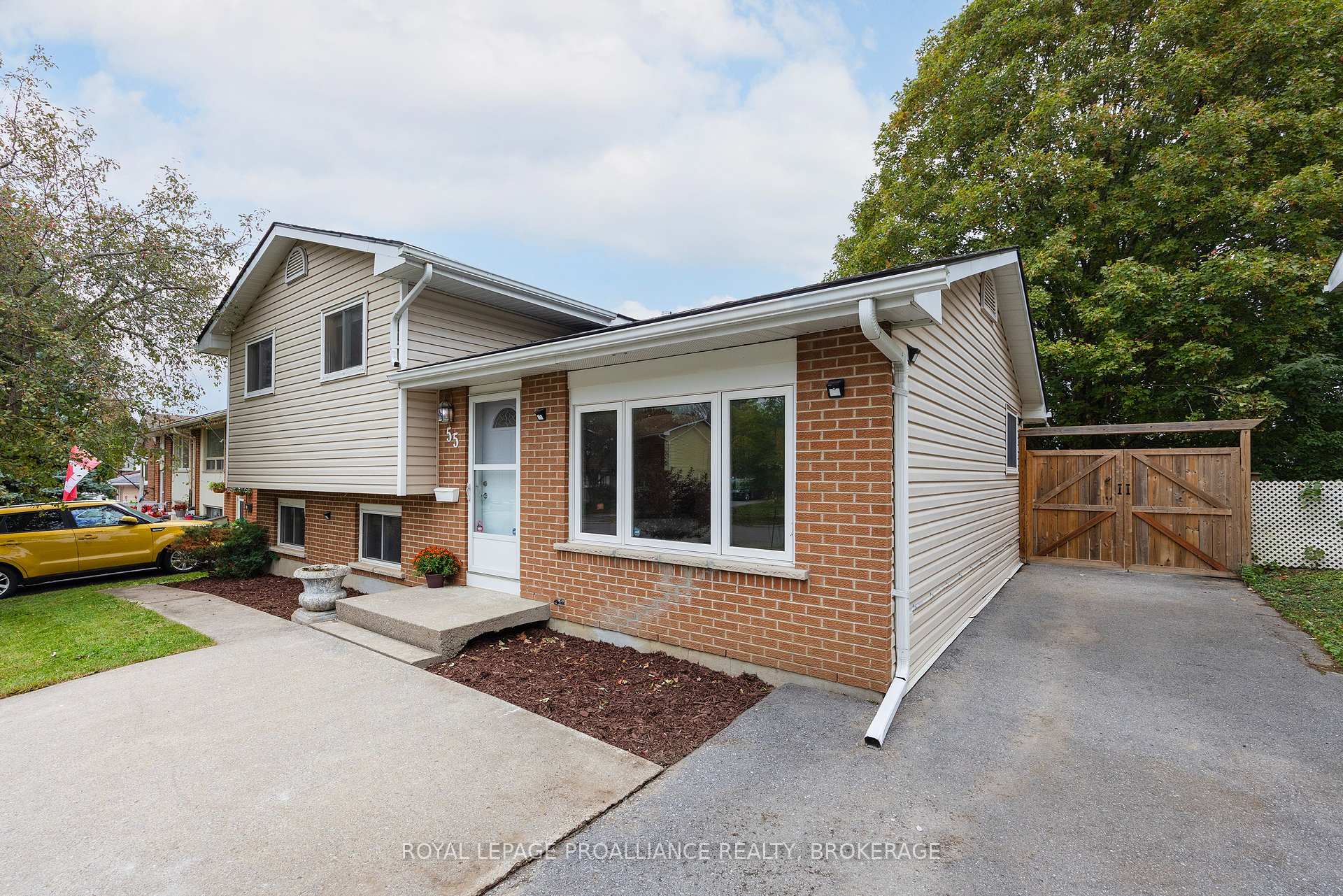 Photo 6 of 55 Folger Street, Kingston, Rideau — HOMEH