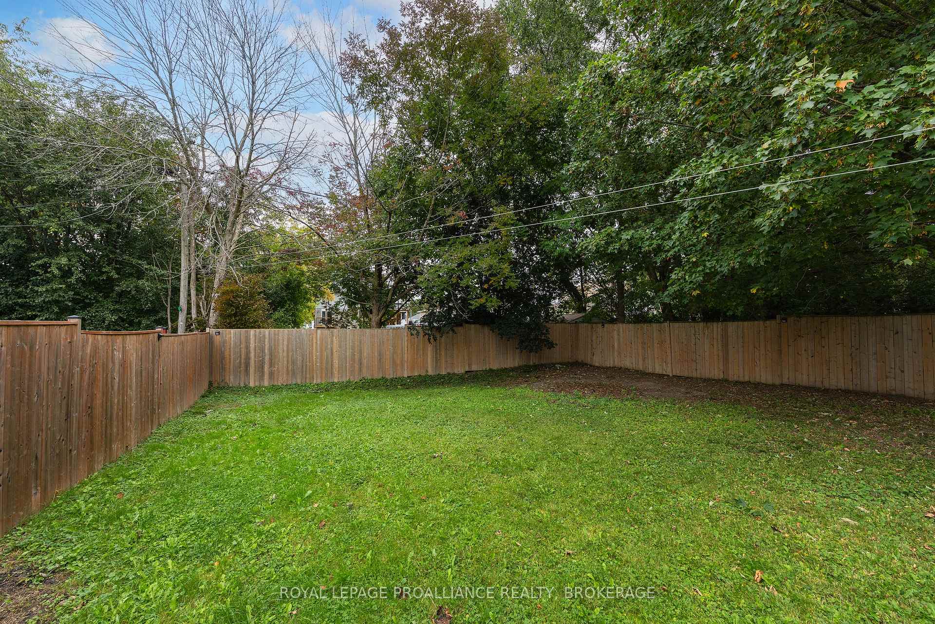 Photo 11 of 55 Folger Street, Kingston, Rideau — HOMEH