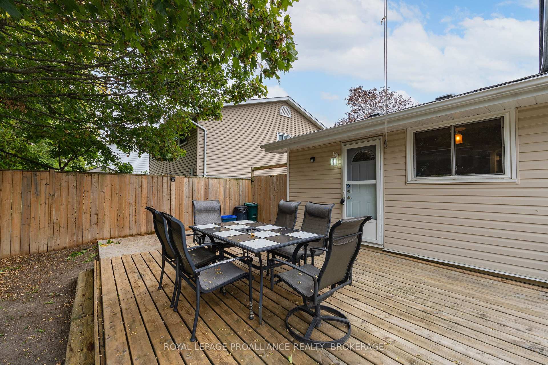 Photo 14 of 55 Folger Street, Kingston, Rideau — HOMEH