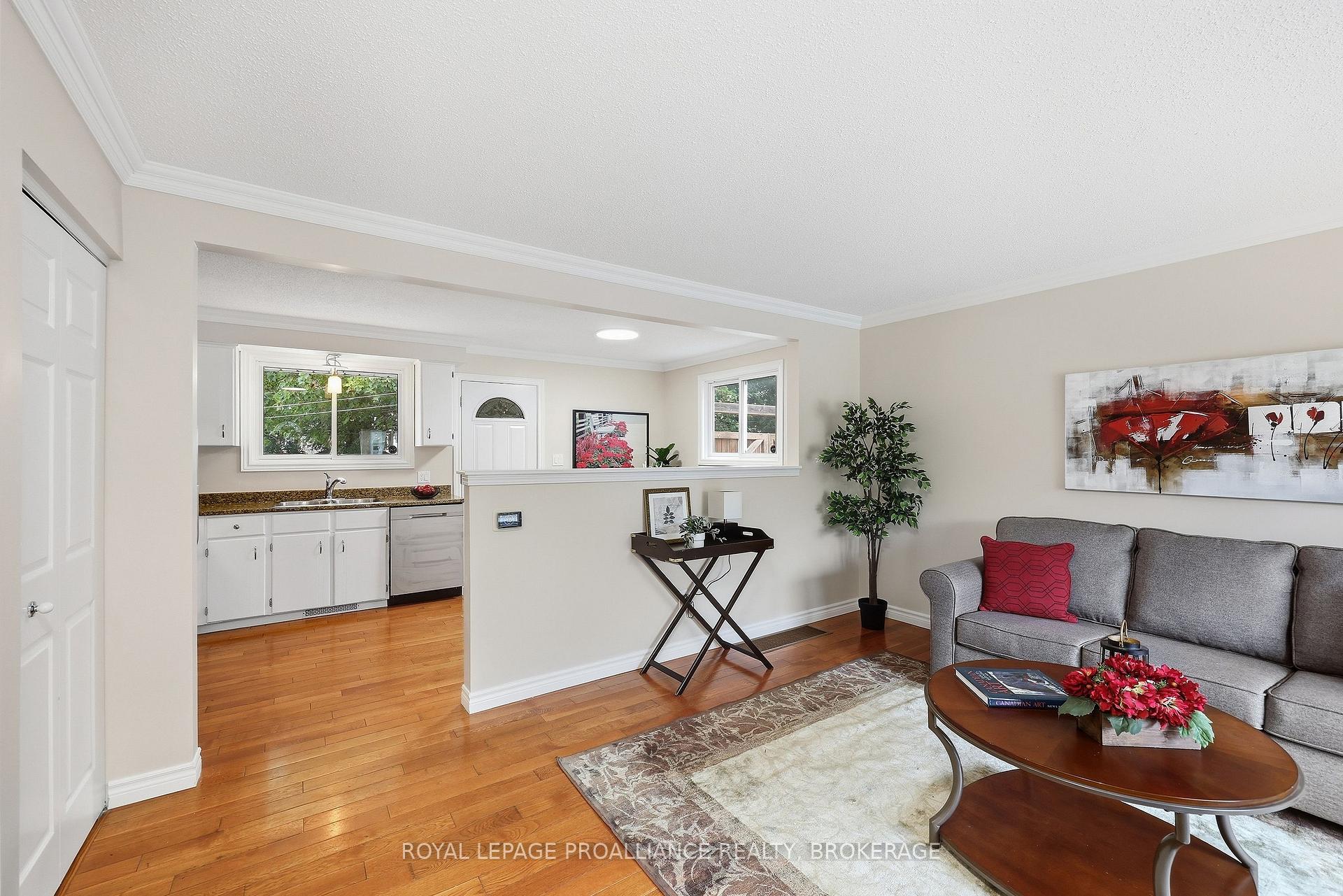 Photo 16 of 55 Folger Street, Kingston, Rideau — HOMEH