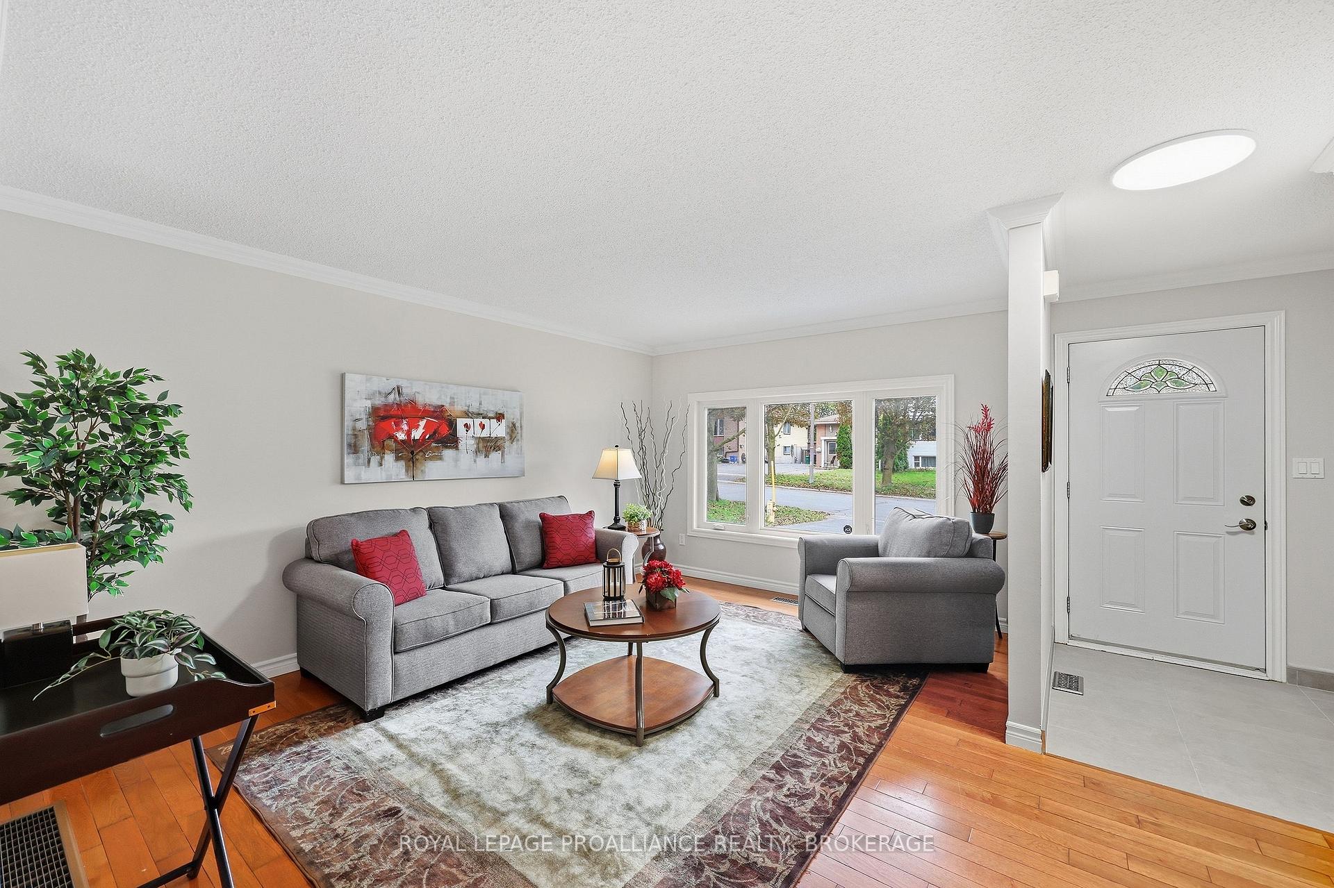 Photo 17 of 55 Folger Street, Kingston, Rideau — HOMEH