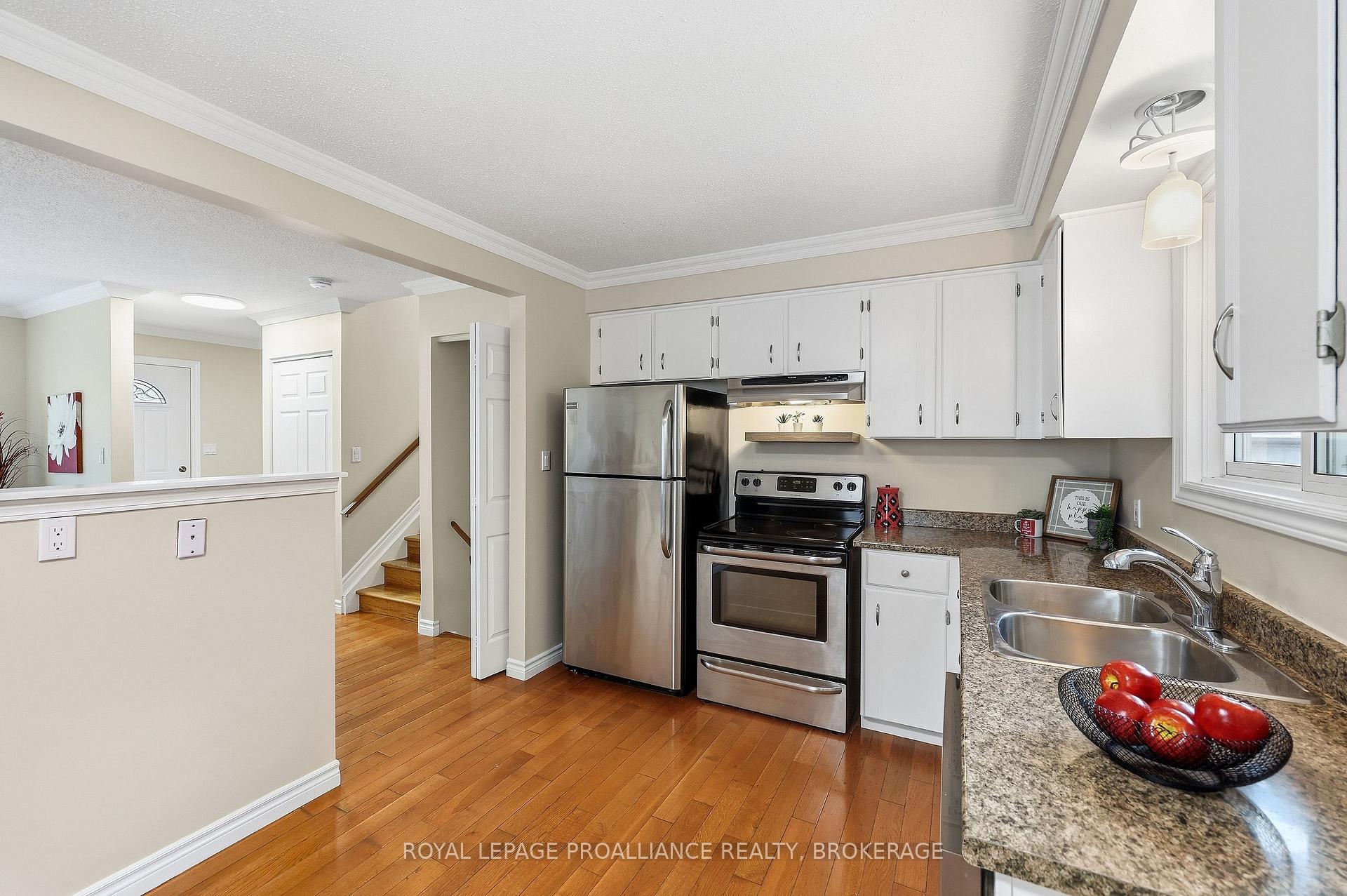 Photo 24 of 55 Folger Street, Kingston, Rideau — HOMEH