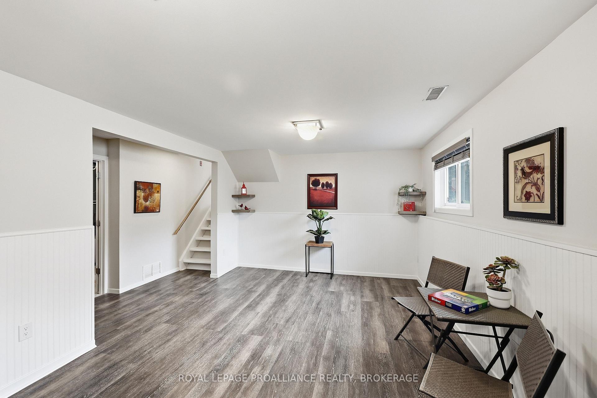 Photo 38 of 55 Folger Street, Kingston, Rideau — HOMEH