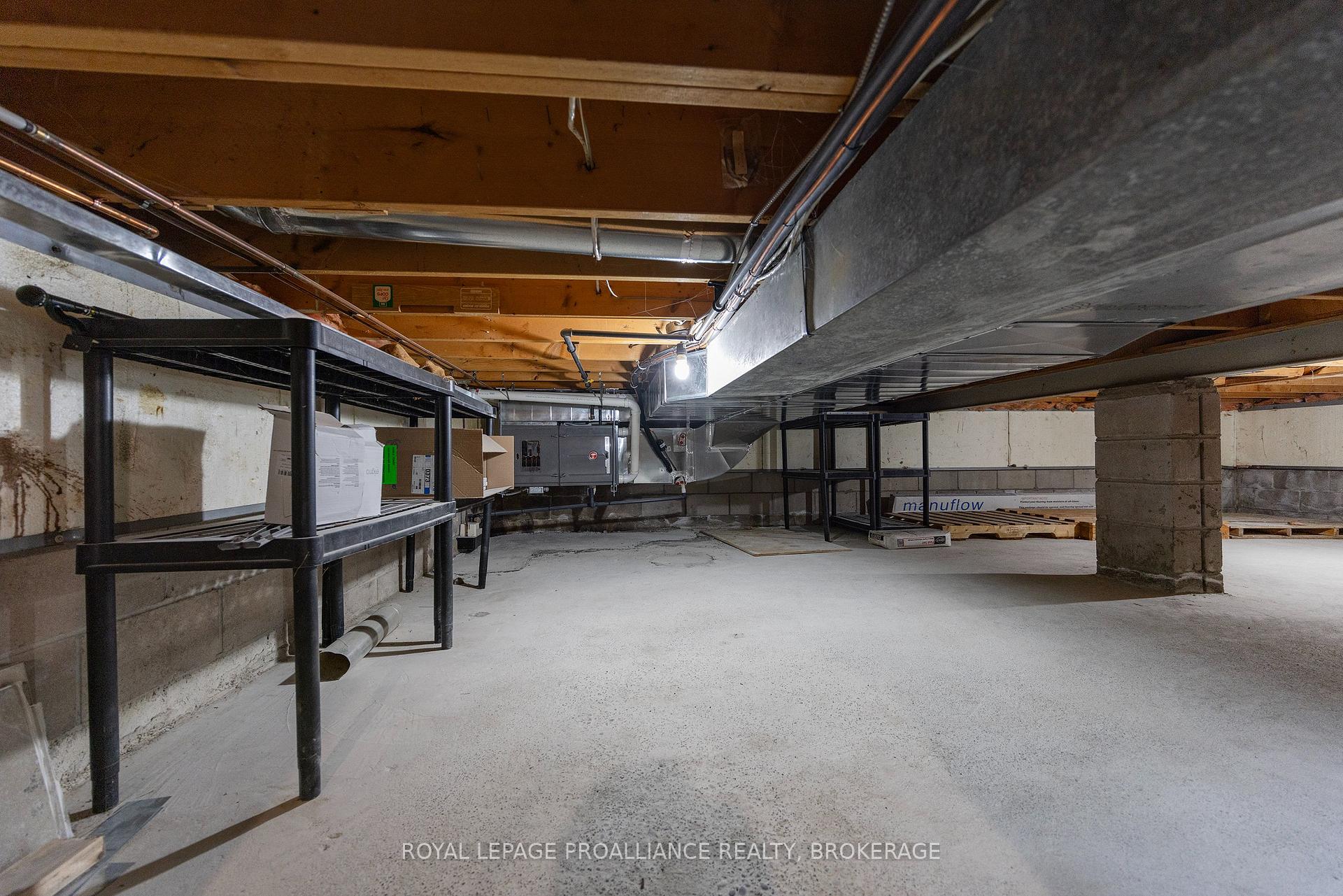 Photo 42 of 55 Folger Street, Kingston, Rideau — HOMEH