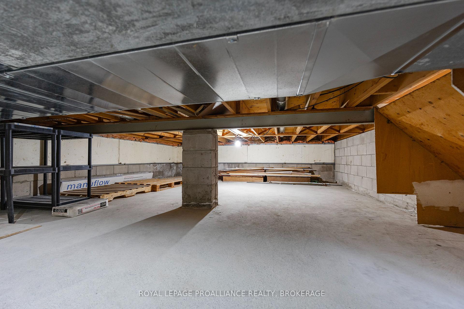 Photo 43 of 55 Folger Street, Kingston, Rideau — HOMEH