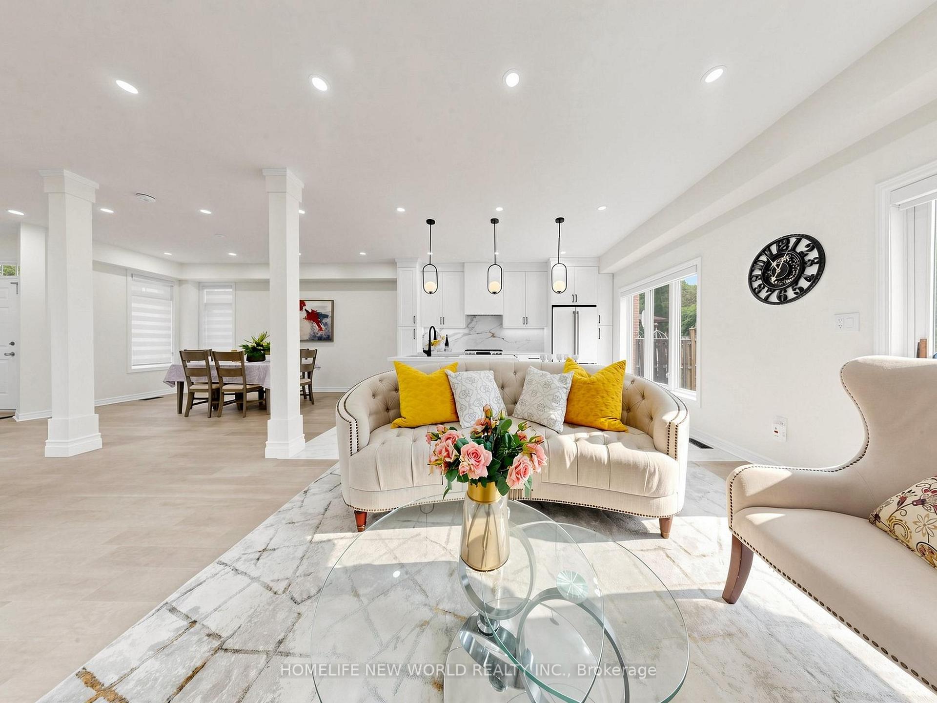 Photo 6 of 7 Monaco Crescent, Richmond Hill, Rouge Woods — HOMEH