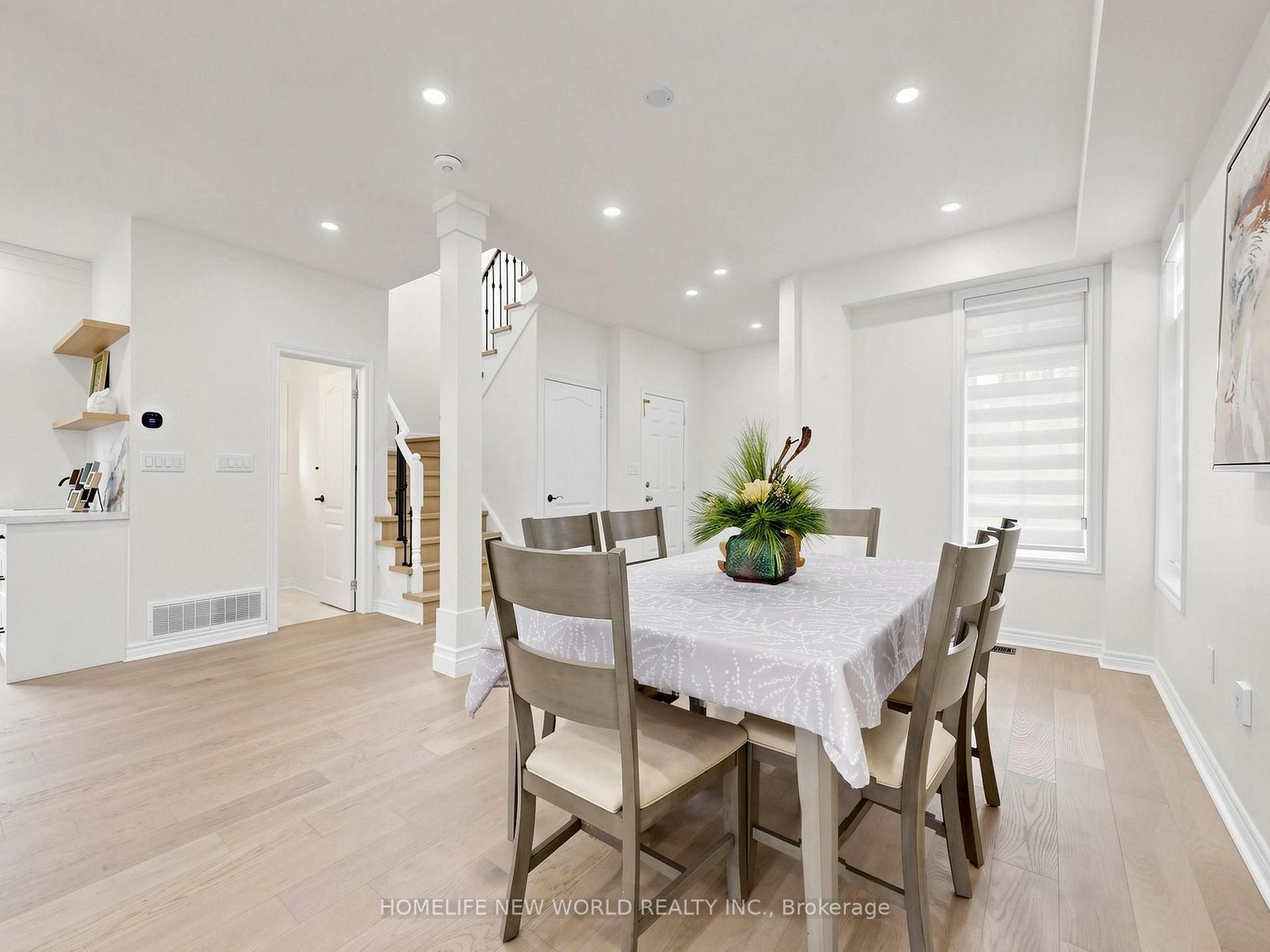 Photo 18 of 7 Monaco Crescent, Richmond Hill, Rouge Woods — HOMEH