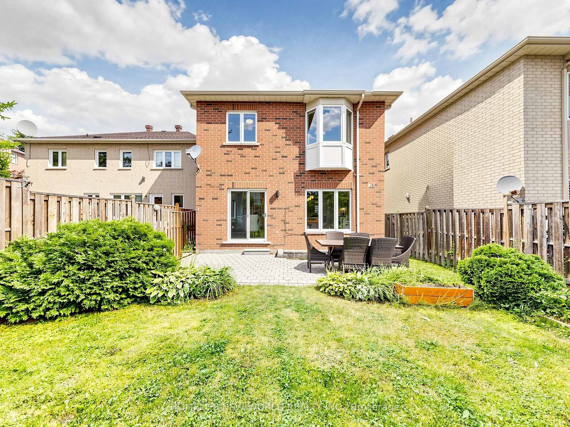 Photo 46 of 7 Monaco Crescent, Richmond Hill, Rouge Woods — HOMEH