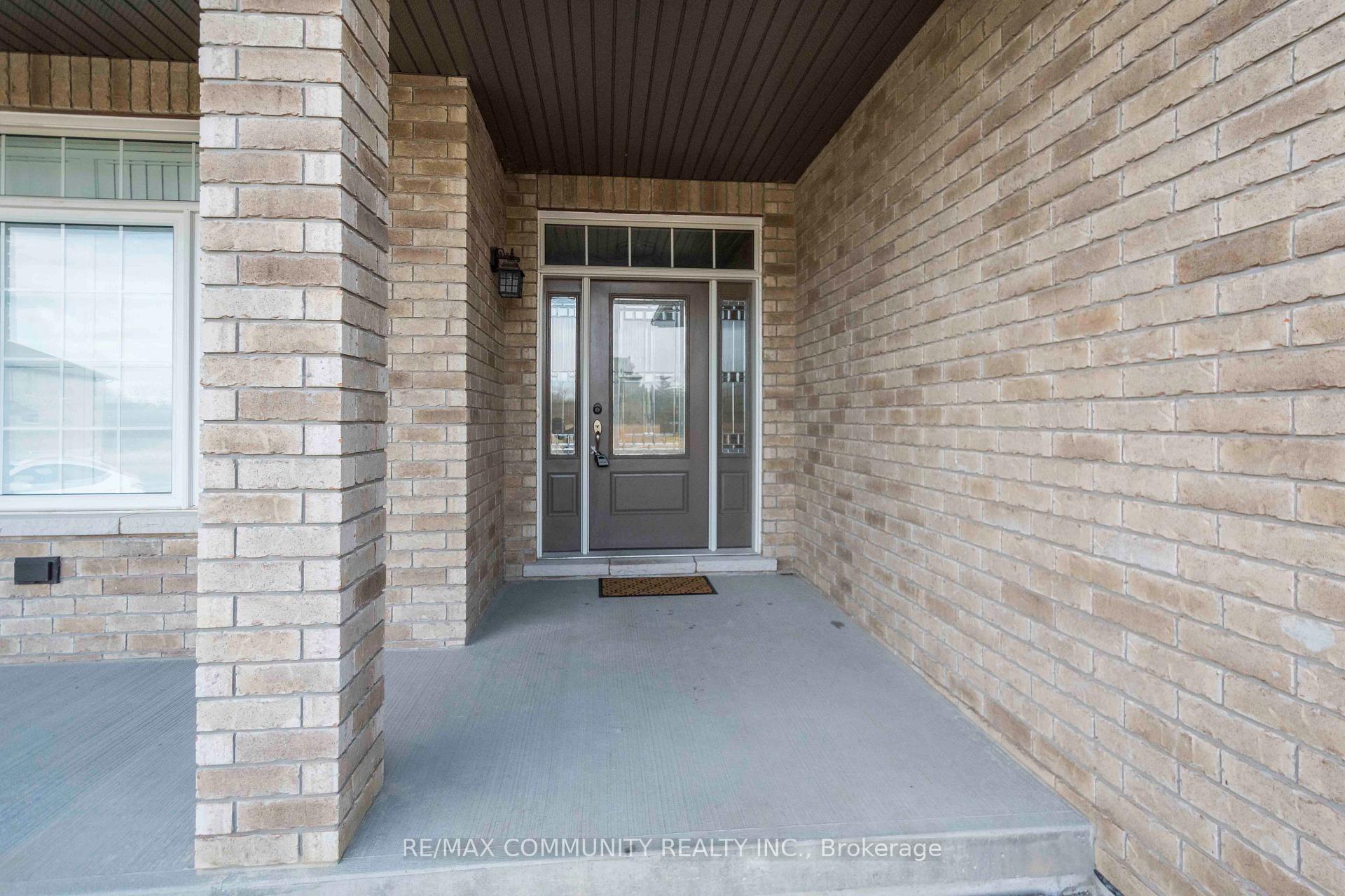 Photo 2 of Unit Main, 19 Bevan Drive, Belleville, Thurlow Ward — HOMEH