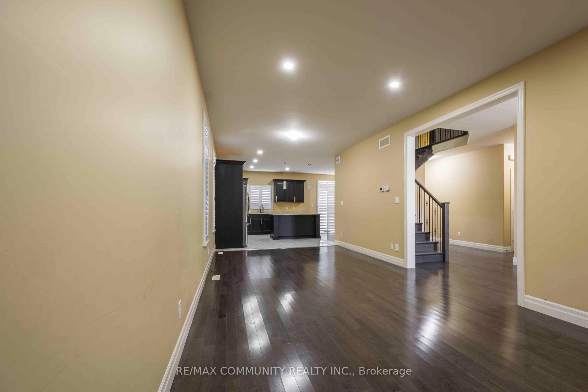 Photo 7 of Unit Main, 19 Bevan Drive, Belleville, Thurlow Ward — HOMEH
