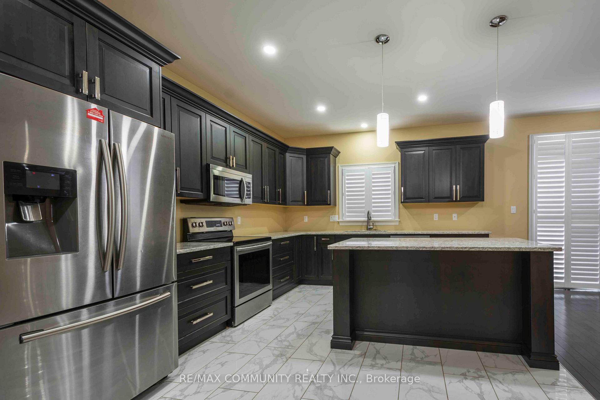 Photo 9 of Unit Main, 19 Bevan Drive, Belleville, Thurlow Ward — HOMEH