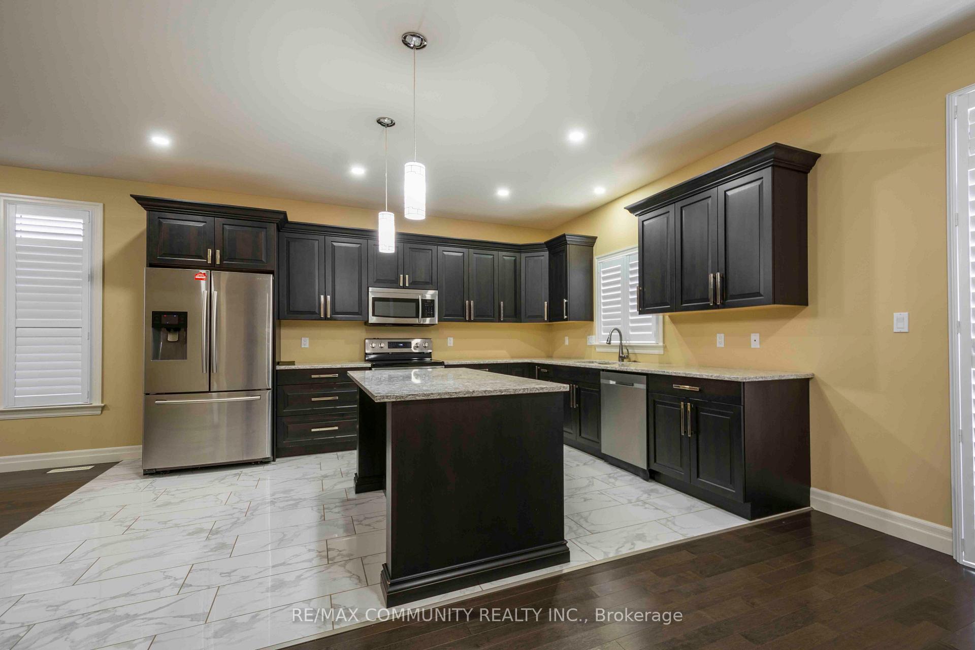 Photo 10 of Unit Main, 19 Bevan Drive, Belleville, Thurlow Ward — HOMEH