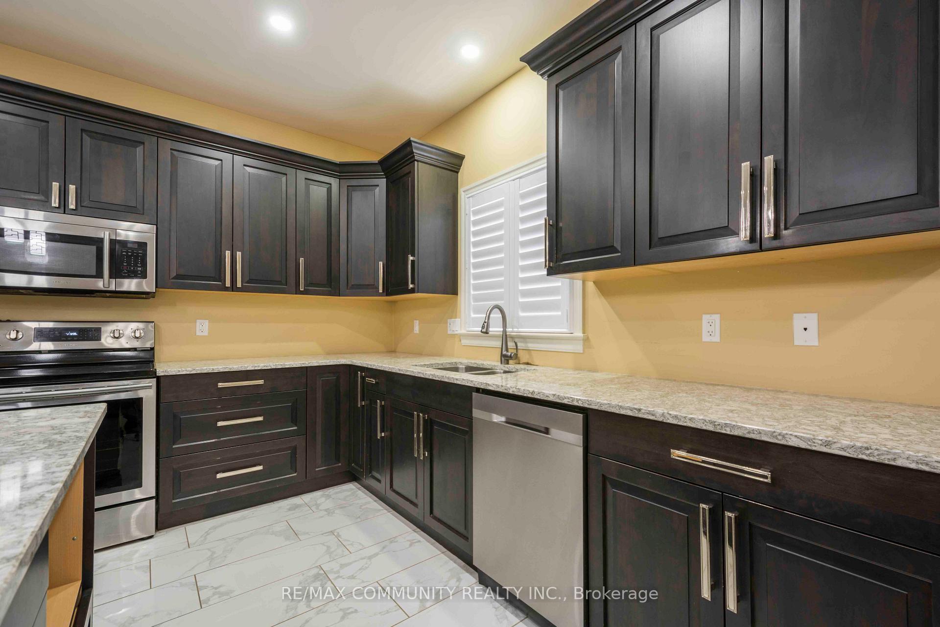 Photo 11 of Unit Main, 19 Bevan Drive, Belleville, Thurlow Ward — HOMEH