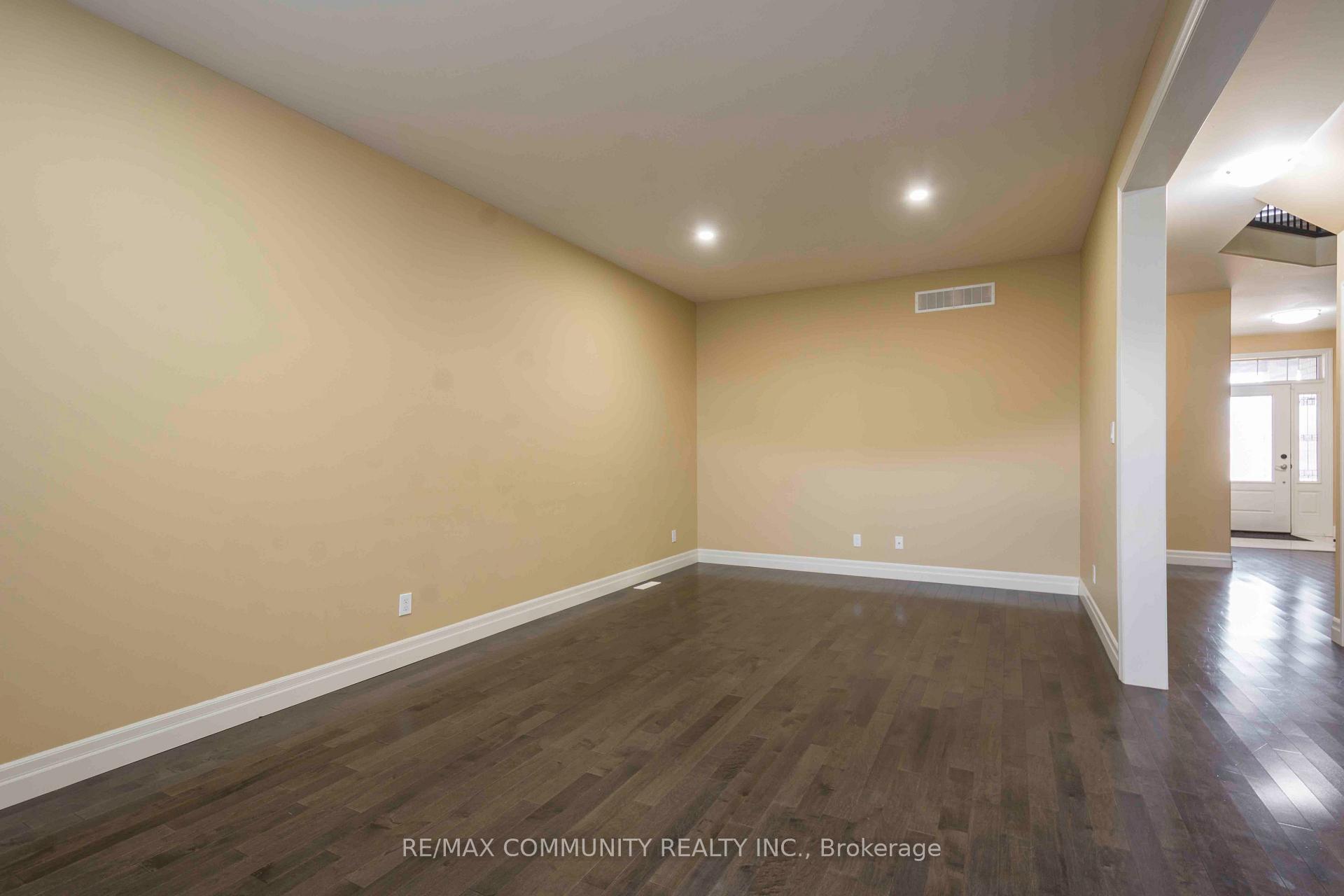 Photo 16 of Unit Main, 19 Bevan Drive, Belleville, Thurlow Ward — HOMEH