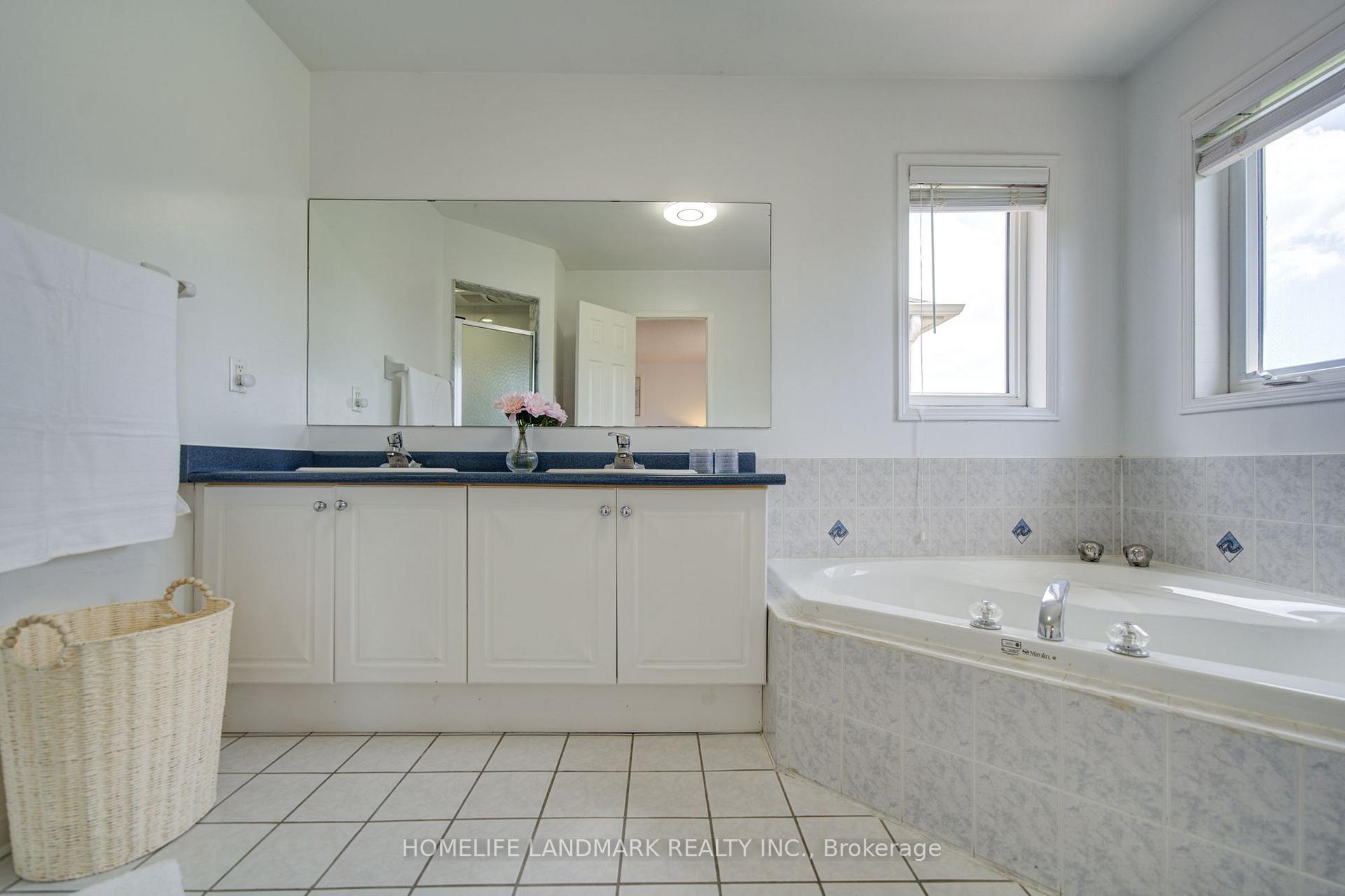 Photo 21 of 65 Shepton Way, Scarborough, Steeles — HOMEH