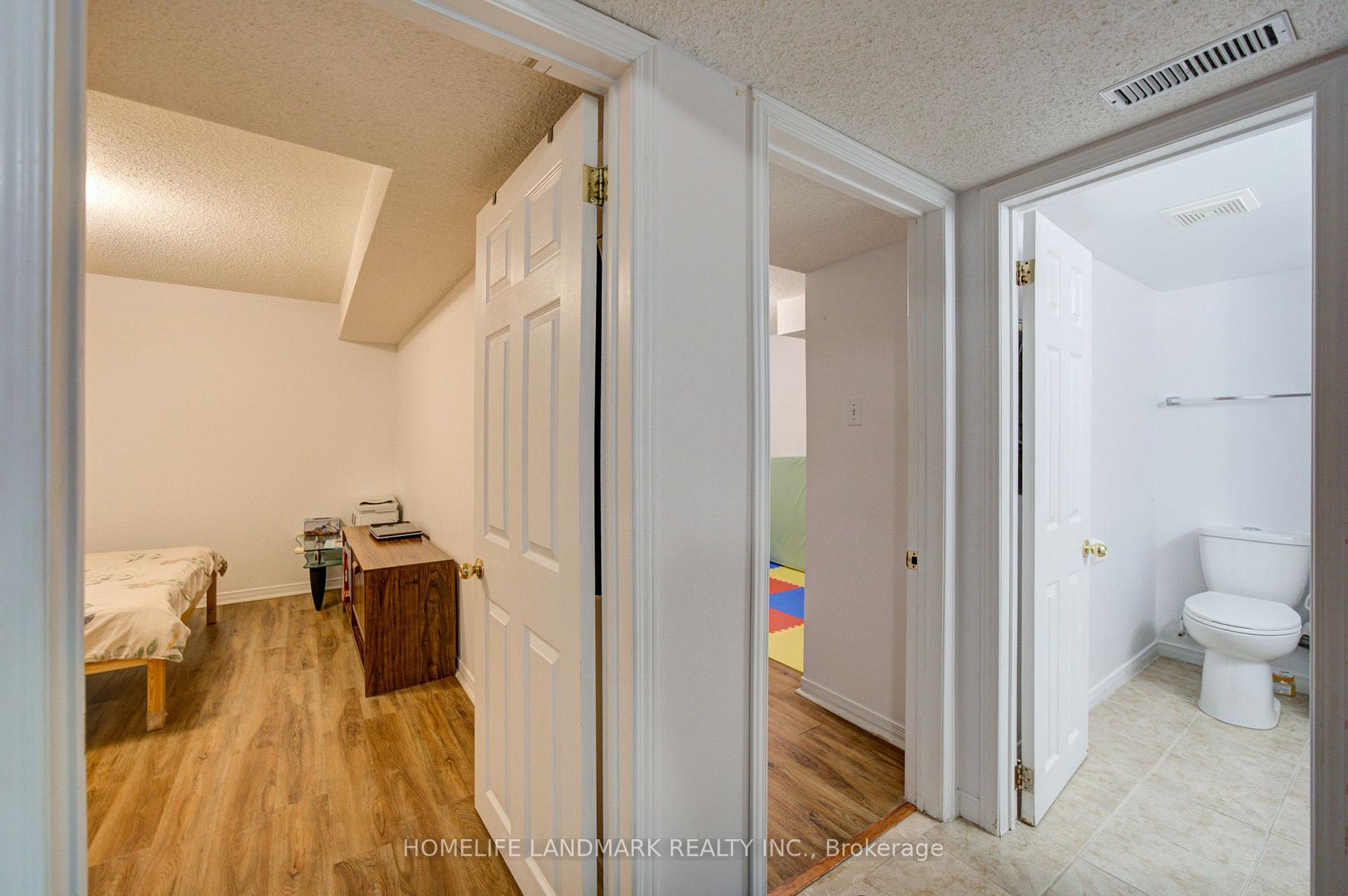 Photo 33 of 65 Shepton Way, Scarborough, Steeles — HOMEH