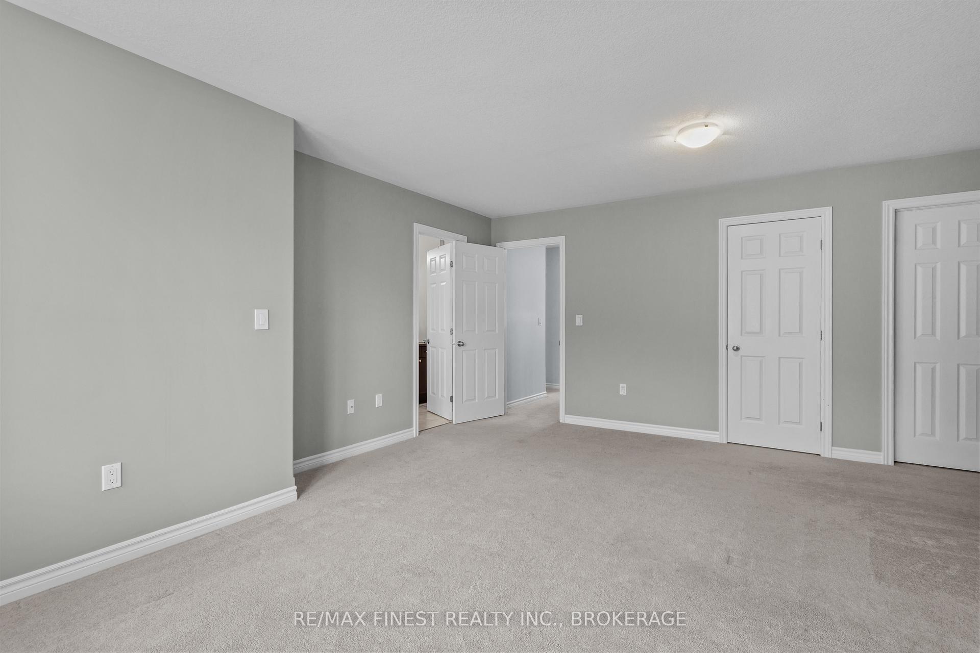 Photo 17 of 893 Ascot Lane, Kingston, Rideau — HOMEH