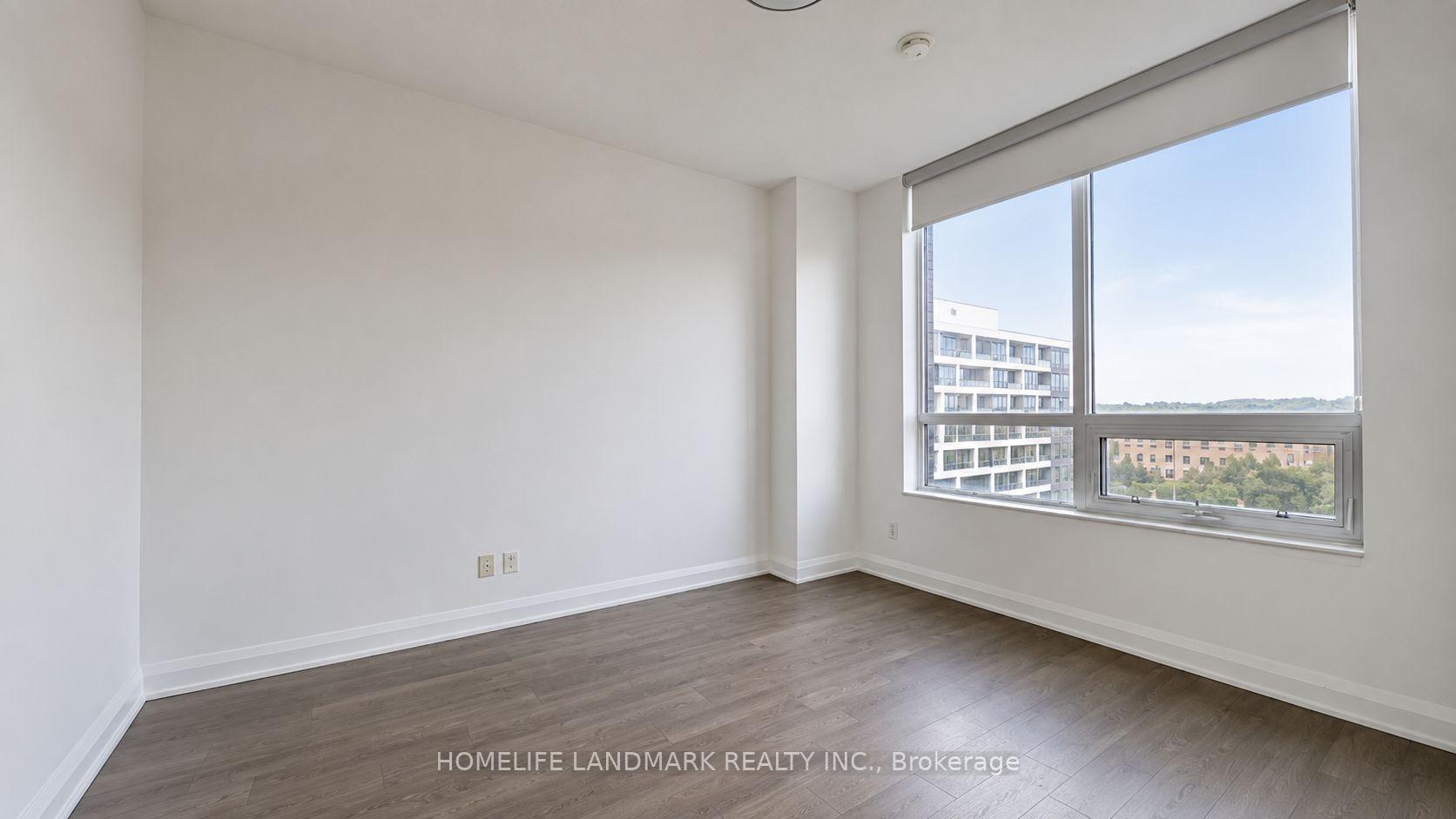 Photo 8 of Unit 819, 15 Water Walk Drive, Markham, Unionville — HOMEH