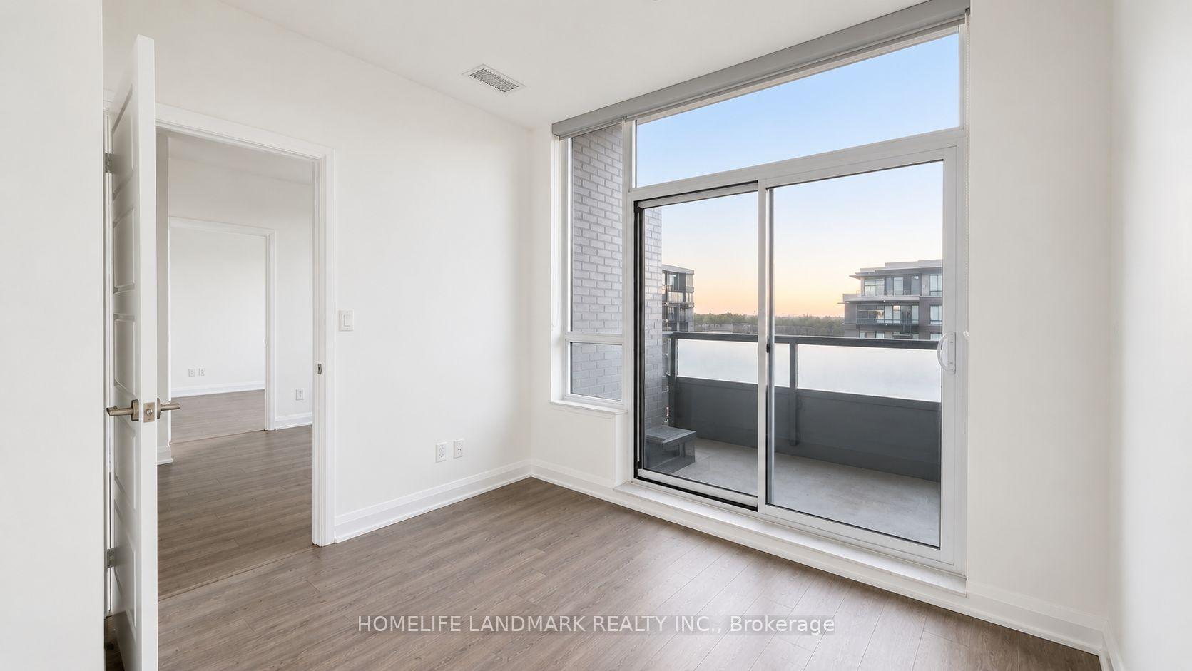 Photo 12 of Unit 819, 15 Water Walk Drive, Markham, Unionville — HOMEH