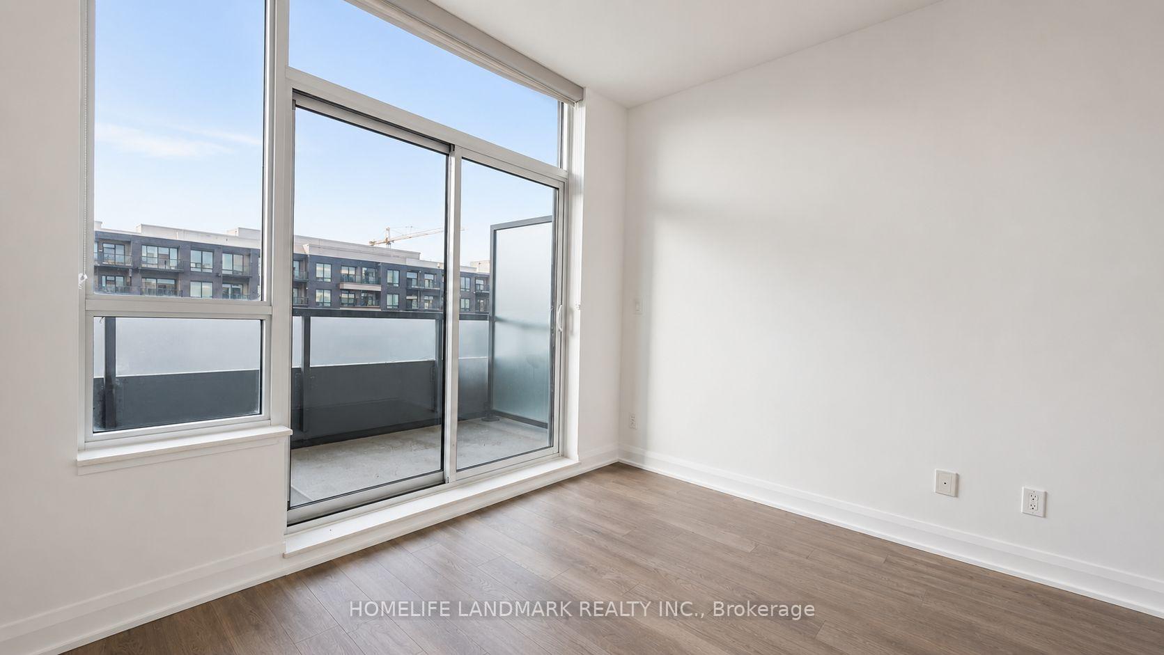 Photo 13 of Unit 819, 15 Water Walk Drive, Markham, Unionville — HOMEH