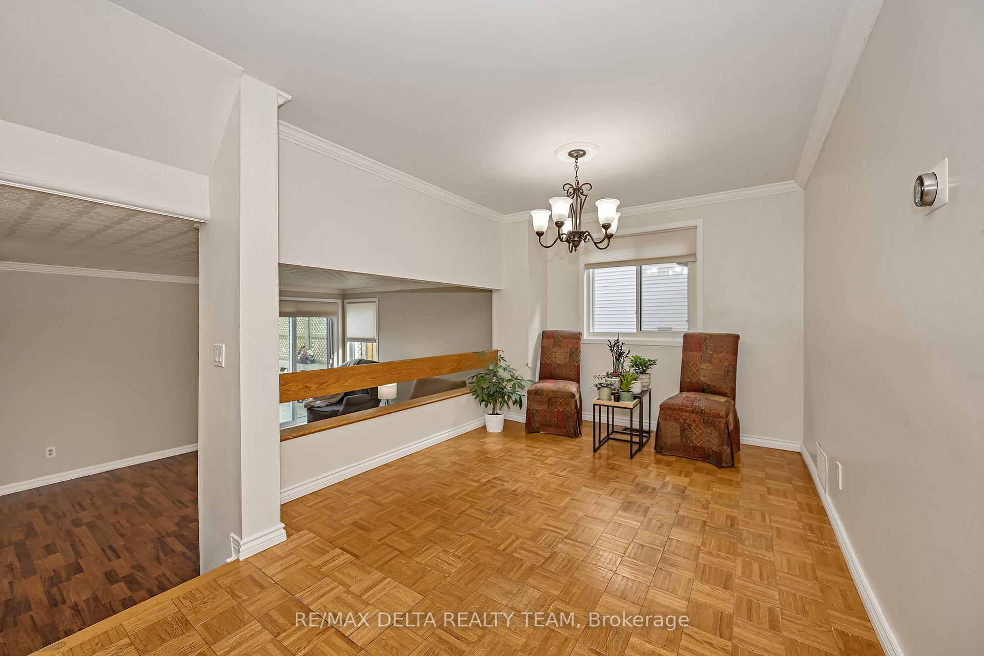 Photo 7 of 435 Duvernay Drive, Ottawa, Queenswood Heights South — HOMEH
