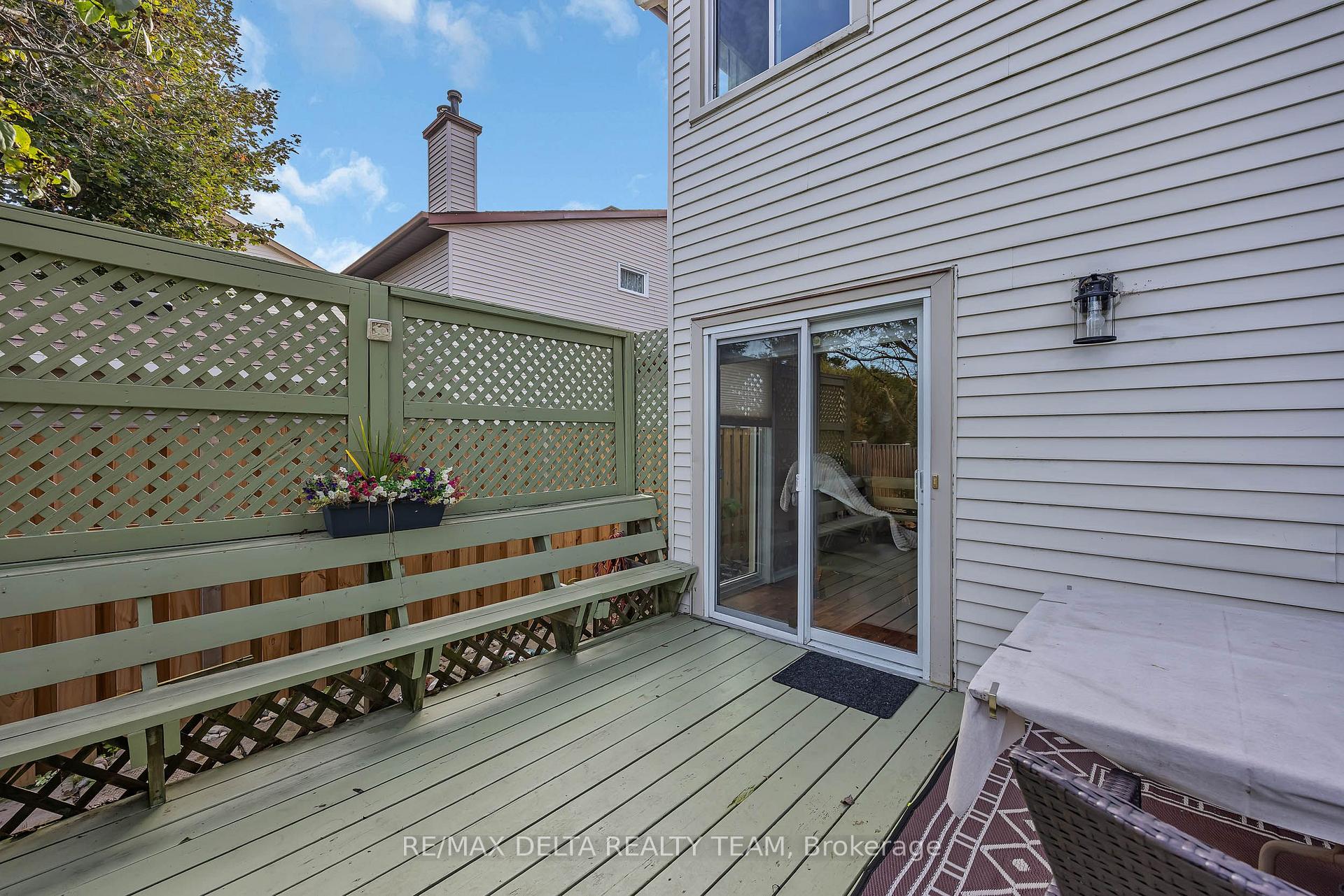 Photo 33 of 435 Duvernay Drive, Ottawa, Queenswood Heights South — HOMEH