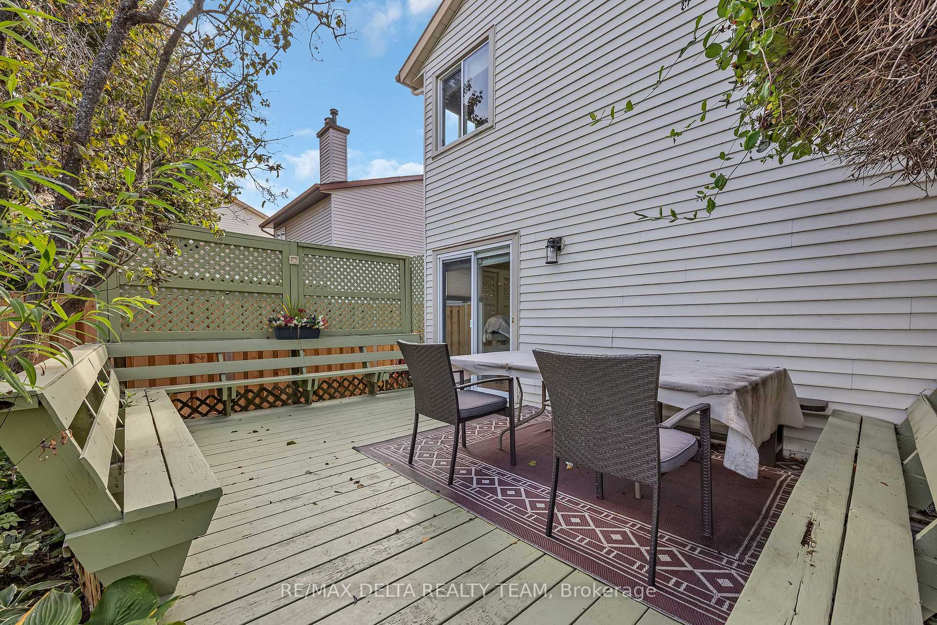 Photo 35 of 435 Duvernay Drive, Ottawa, Queenswood Heights South — HOMEH